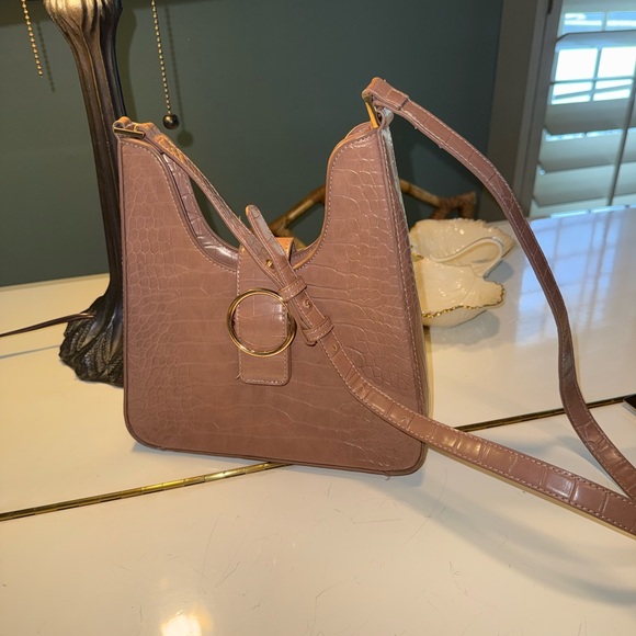 Beautiful Clean Croc Embossed Madison West Shoulder Bag - Picture 1 of 7